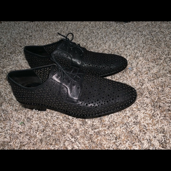 Vince Camuto Shoes - Vince Camuto Oxford